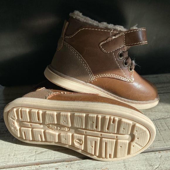 Max + Jake size 7 toddler mid-boots. - Picture 2 of 5